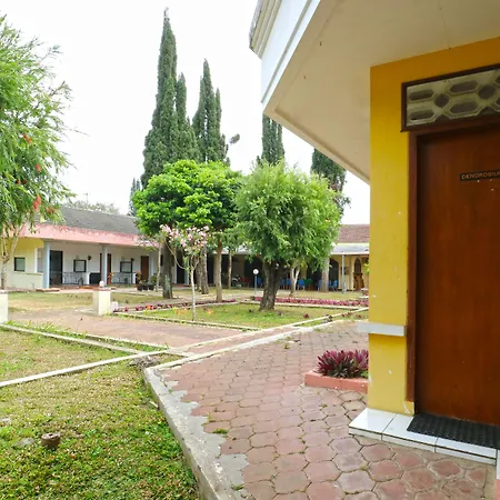 Oyo 90481 Vanda Guest House Batu-2
